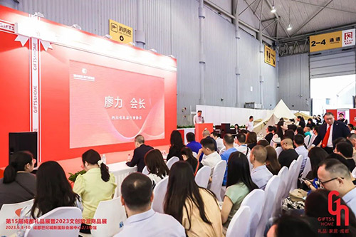 648a8ac7c3527.jpg